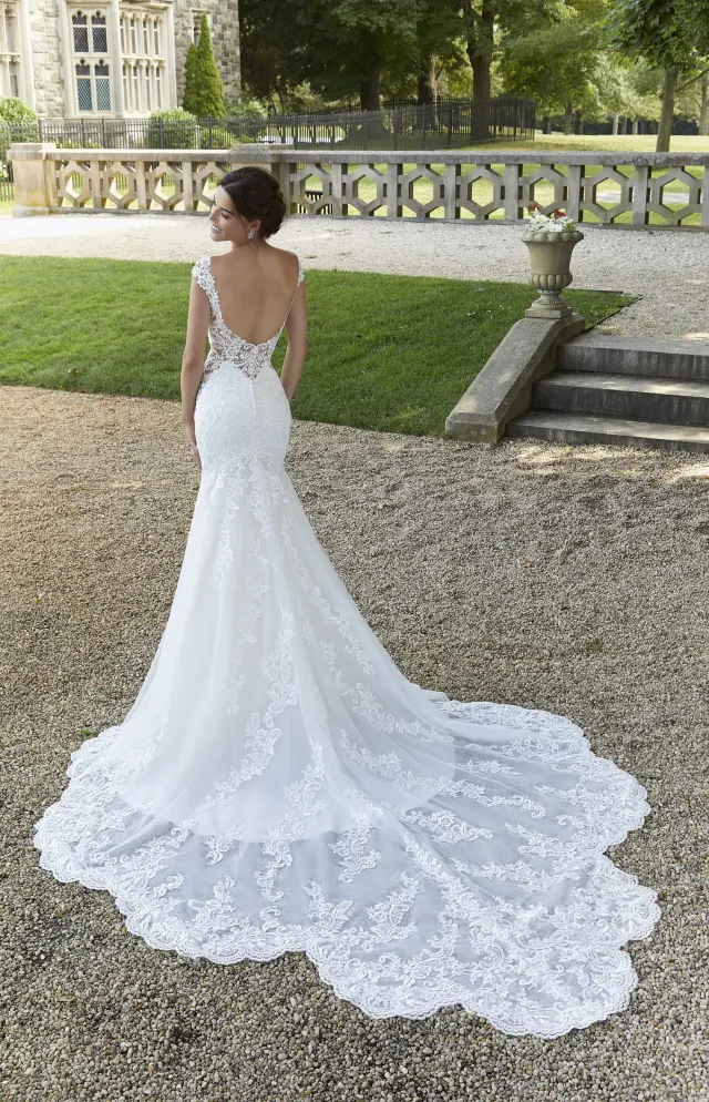 Elsie May Bridal photo 17
