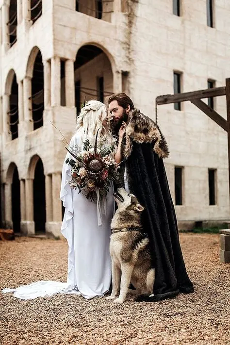 SPECTACULARLY ALTERNATIVE CEREMONIES photo 10