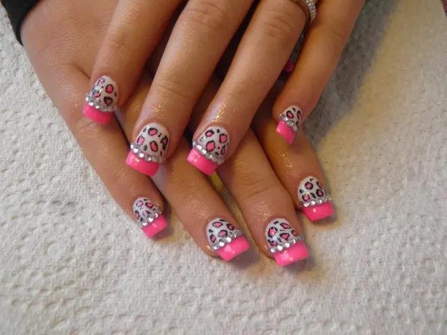 Mobile Nail & Eyelash Technician photo 4