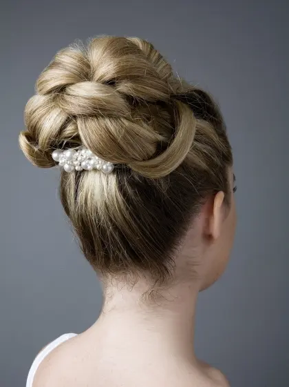 Beauty Call - Hair and Makeup photo 4