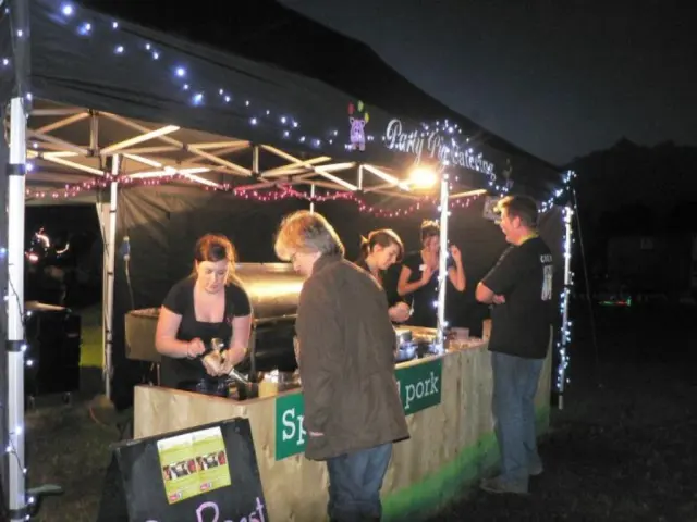 Party Pig Catering photo 3