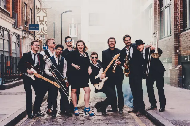 Blue Lion Band photo 4